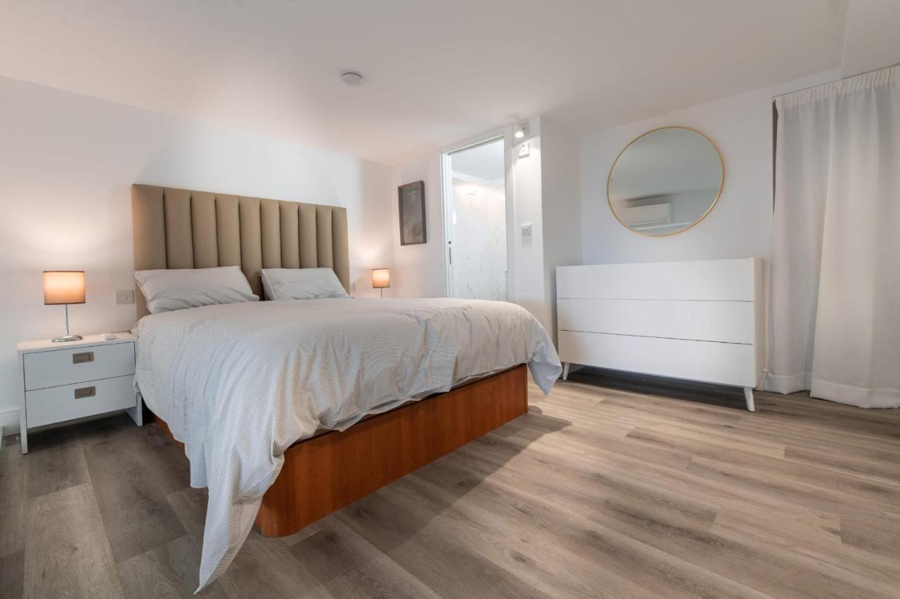 Beachfront Maisonette Gibraltar Eksteriør bilde